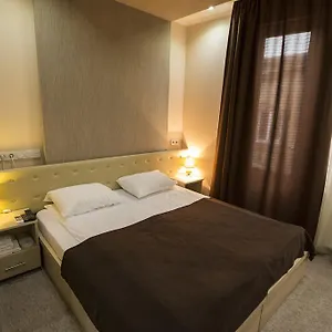 Tbiliseli 3* تبليسي
